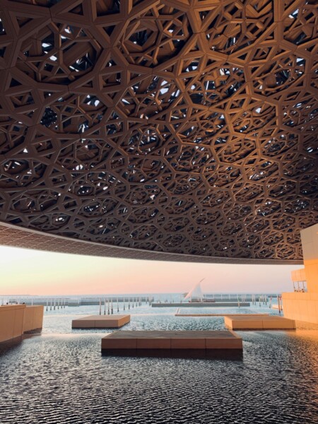 Louvre Abu Dhabi, Abu Dhabi