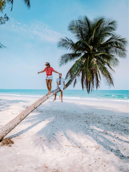 Nyd en ferie Wua Laen stranden i Thailand