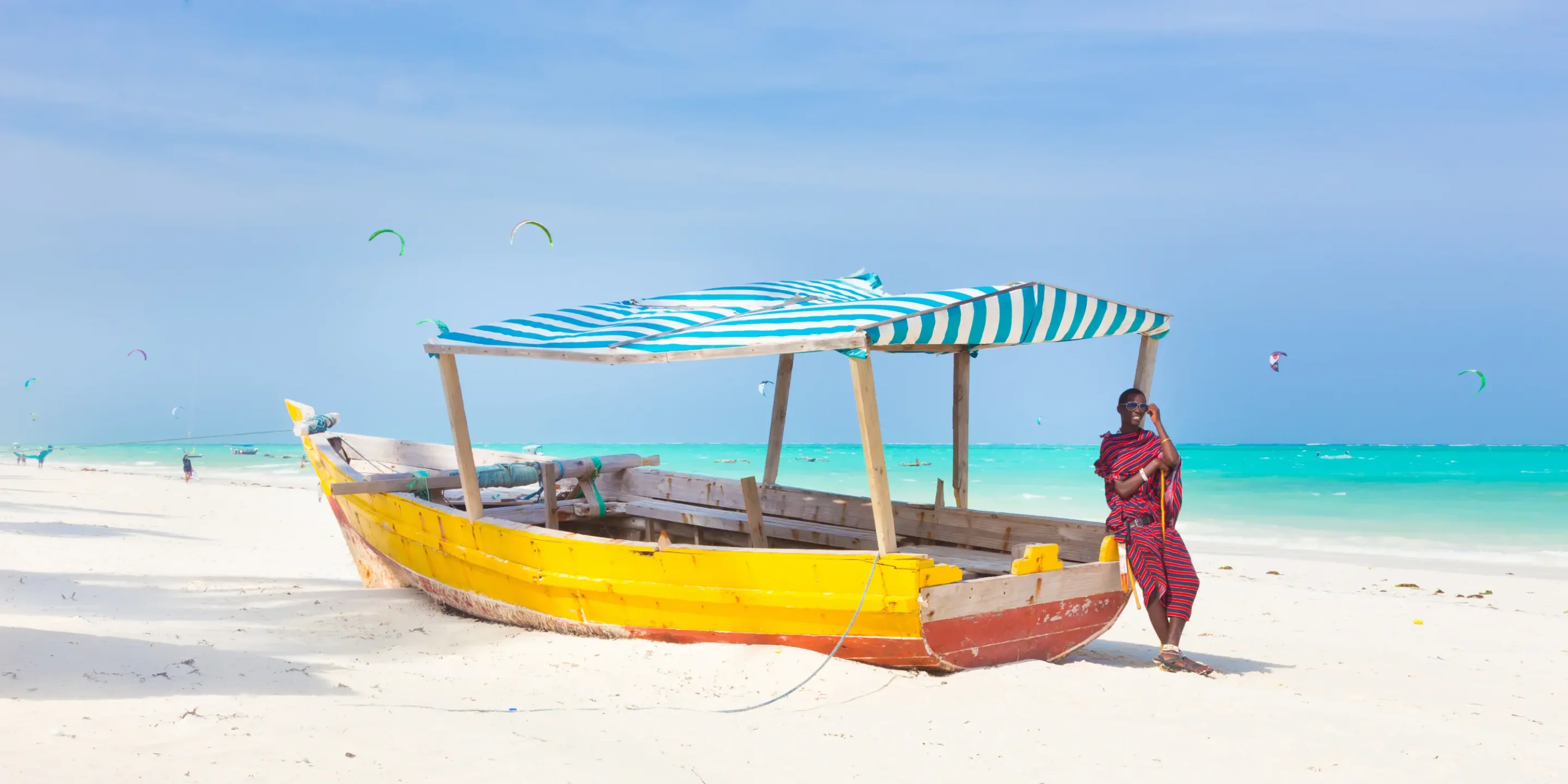Nyd vidunderlige feriedage ved stranden på Zanzibar