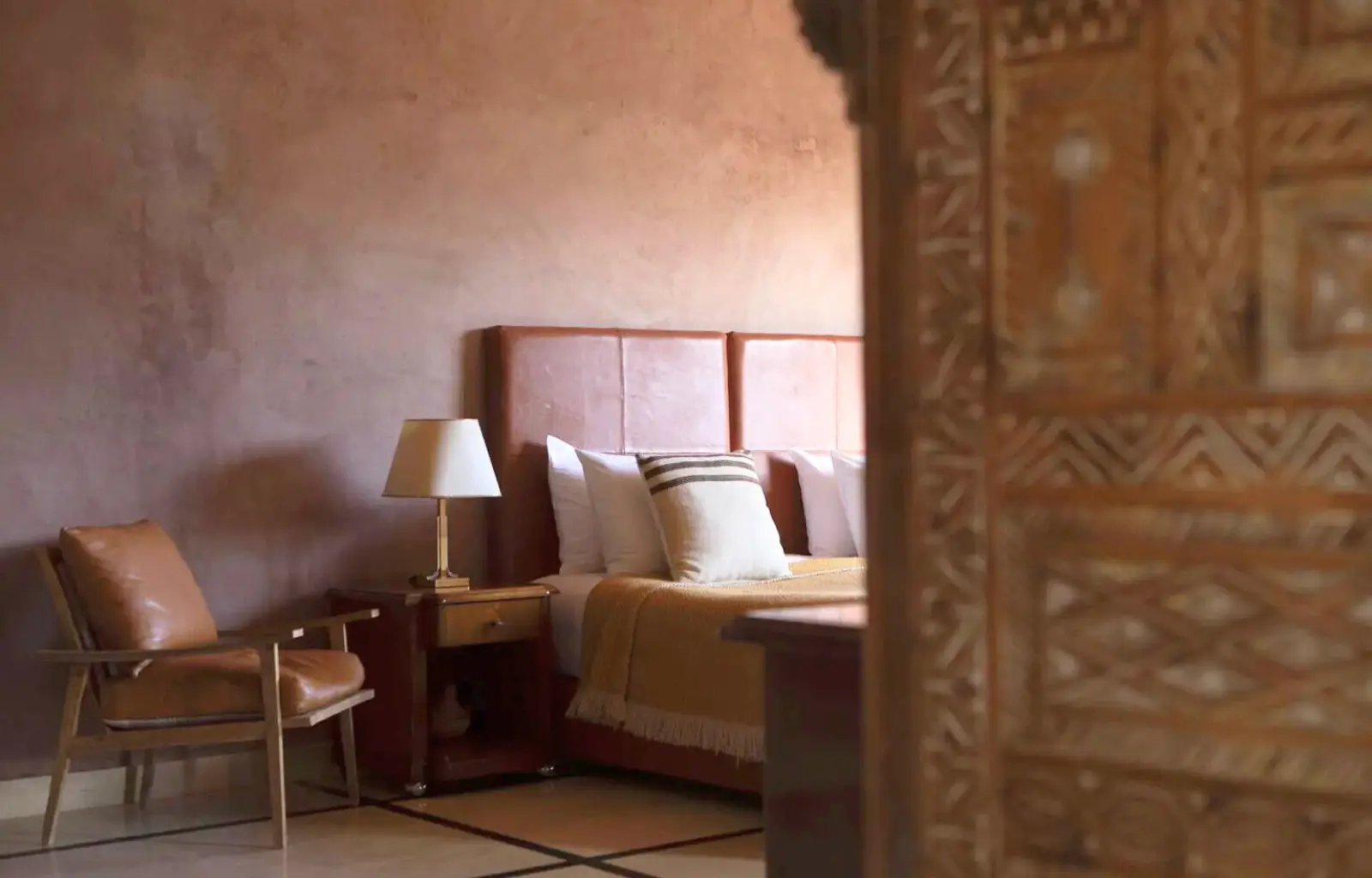 Deluxe værelse på Kasbah Bab Ourika, Marokko