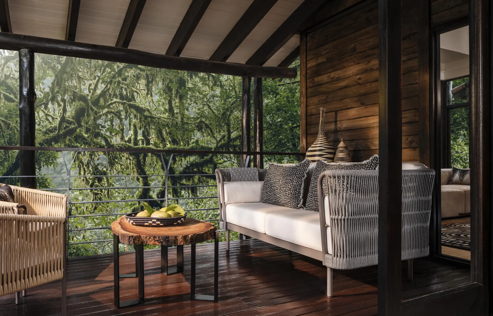 Suite med balkon på One&Only Nyungwe House i Rwanda, Afrika