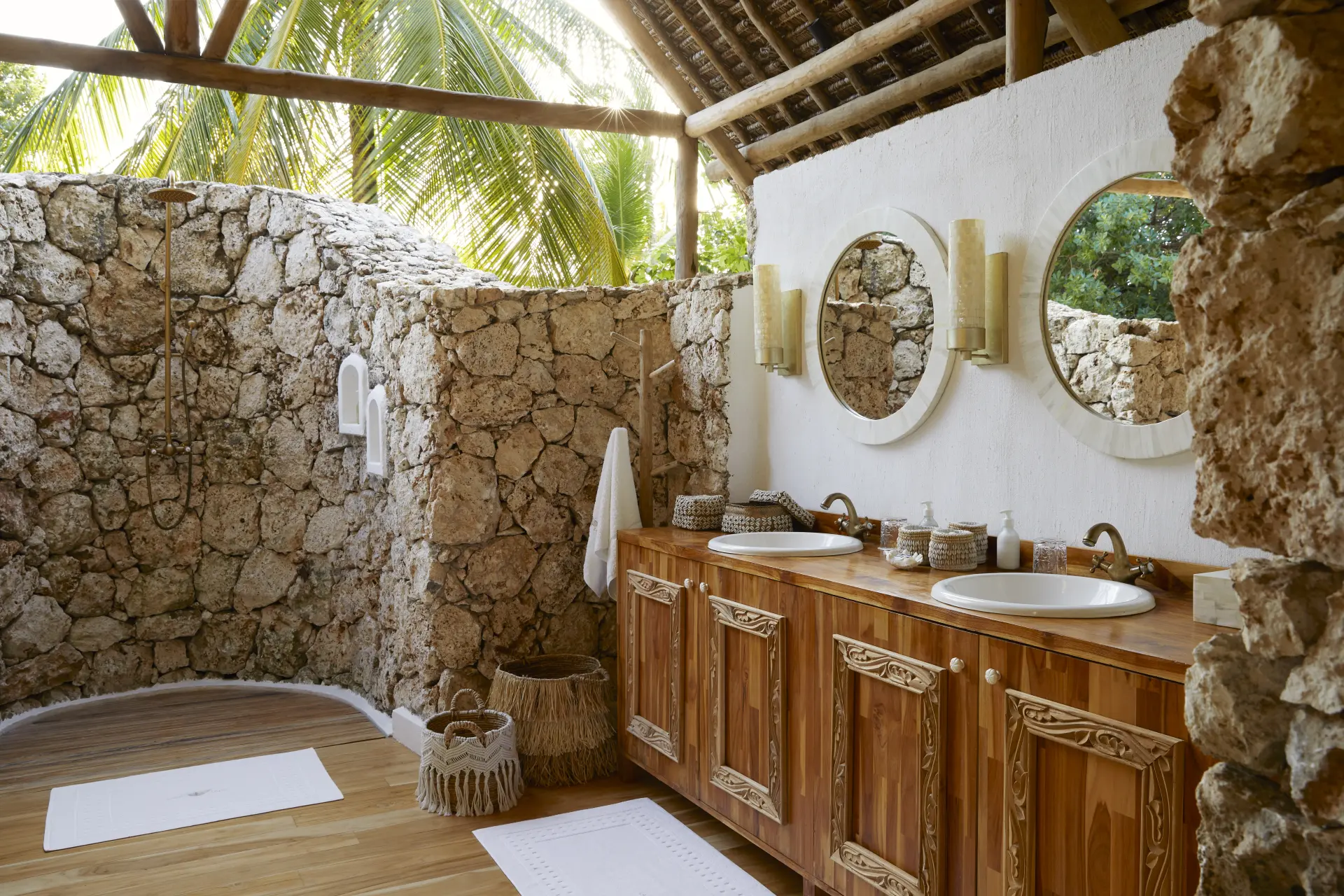 Badeværelse i en villa på Laba Fanjove Island i Tanzania, Afrika
