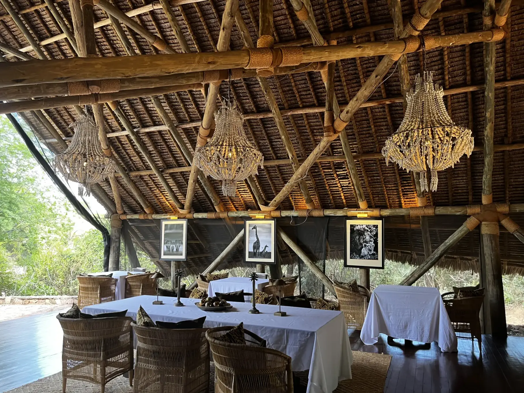 Restauranten på Laba Jongomero i Tanzania, Afrika