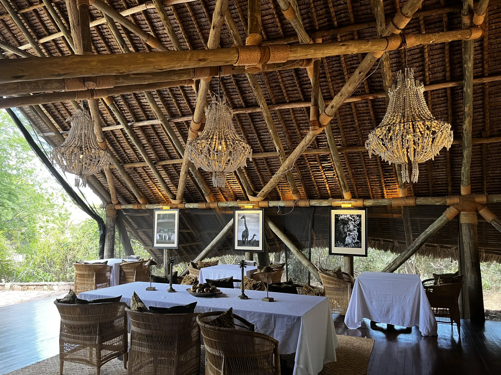 Restauranten på Laba Jongomero i Tanzania, Afrika