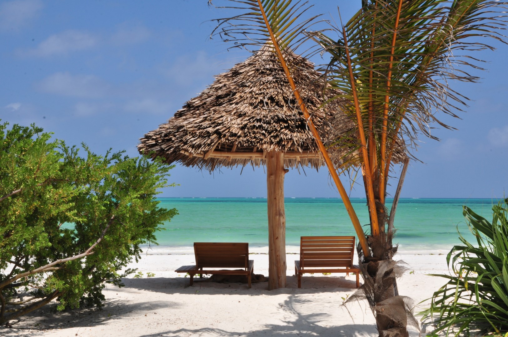 Solsenge på stranden på White Sand Luxury Villas & Spa, Zanzibar