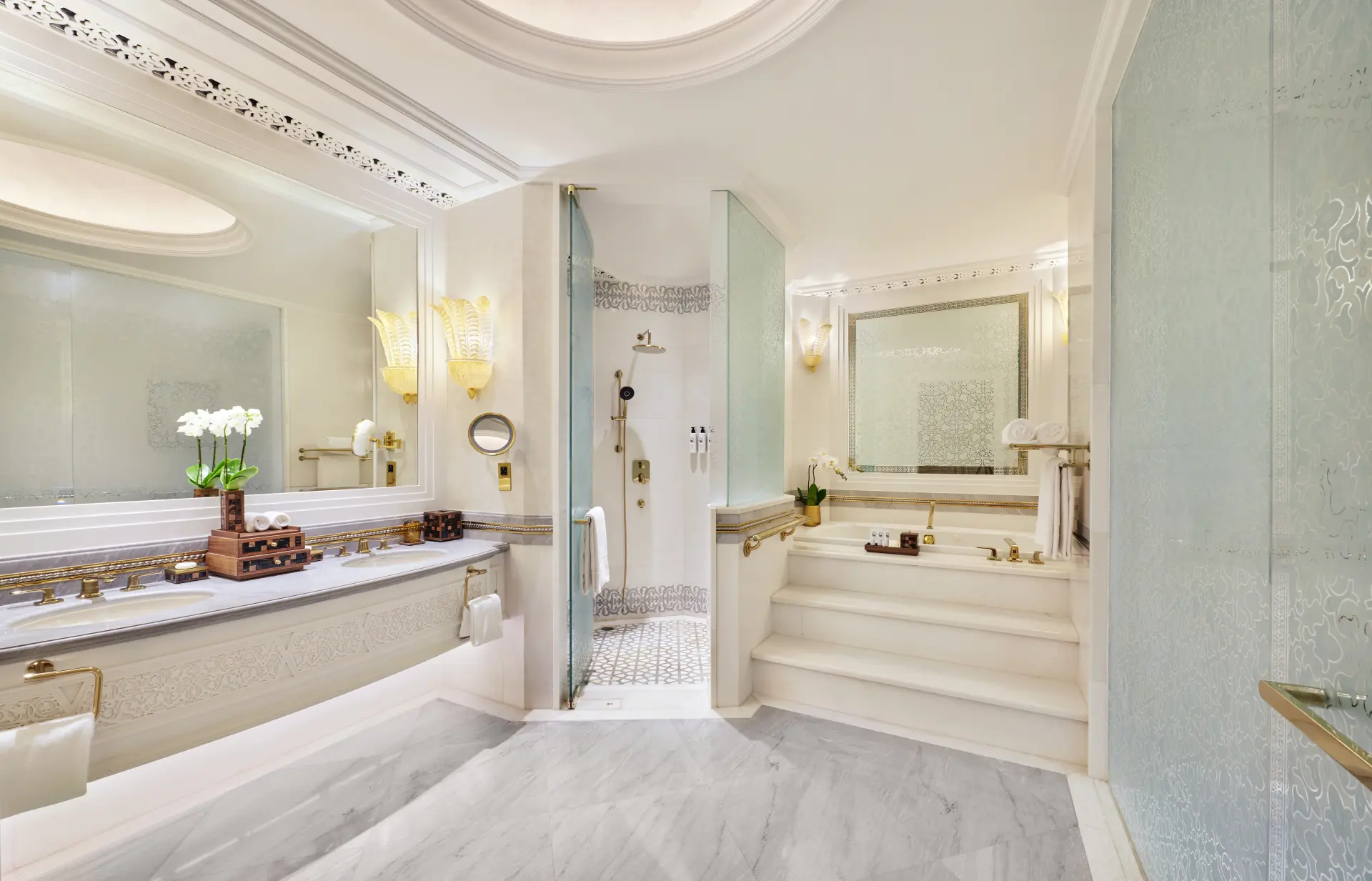 Badeværelse i Panoramic Suite på Emirates Palace Mandarin Oriental, Abu Dhabi