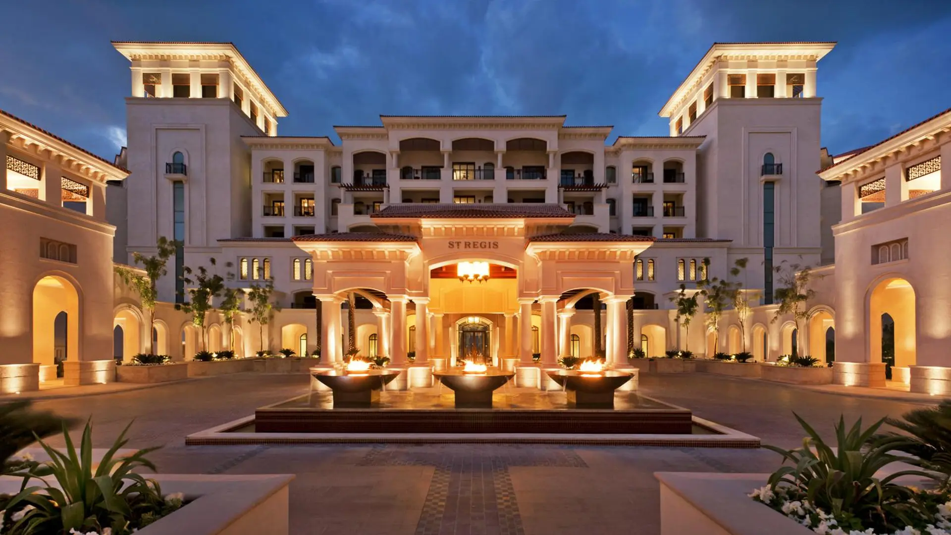 Hovedindgang til The St. Regis Saadiyat Island Resort, Abu Dhabi