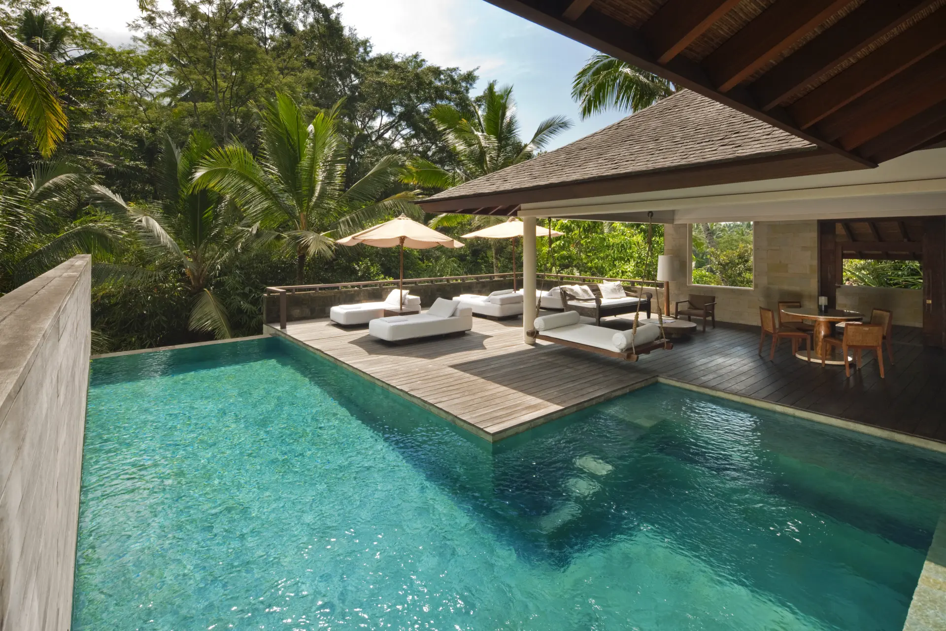 Two bedroom pool villa udendørs på Como Shambala på Bali