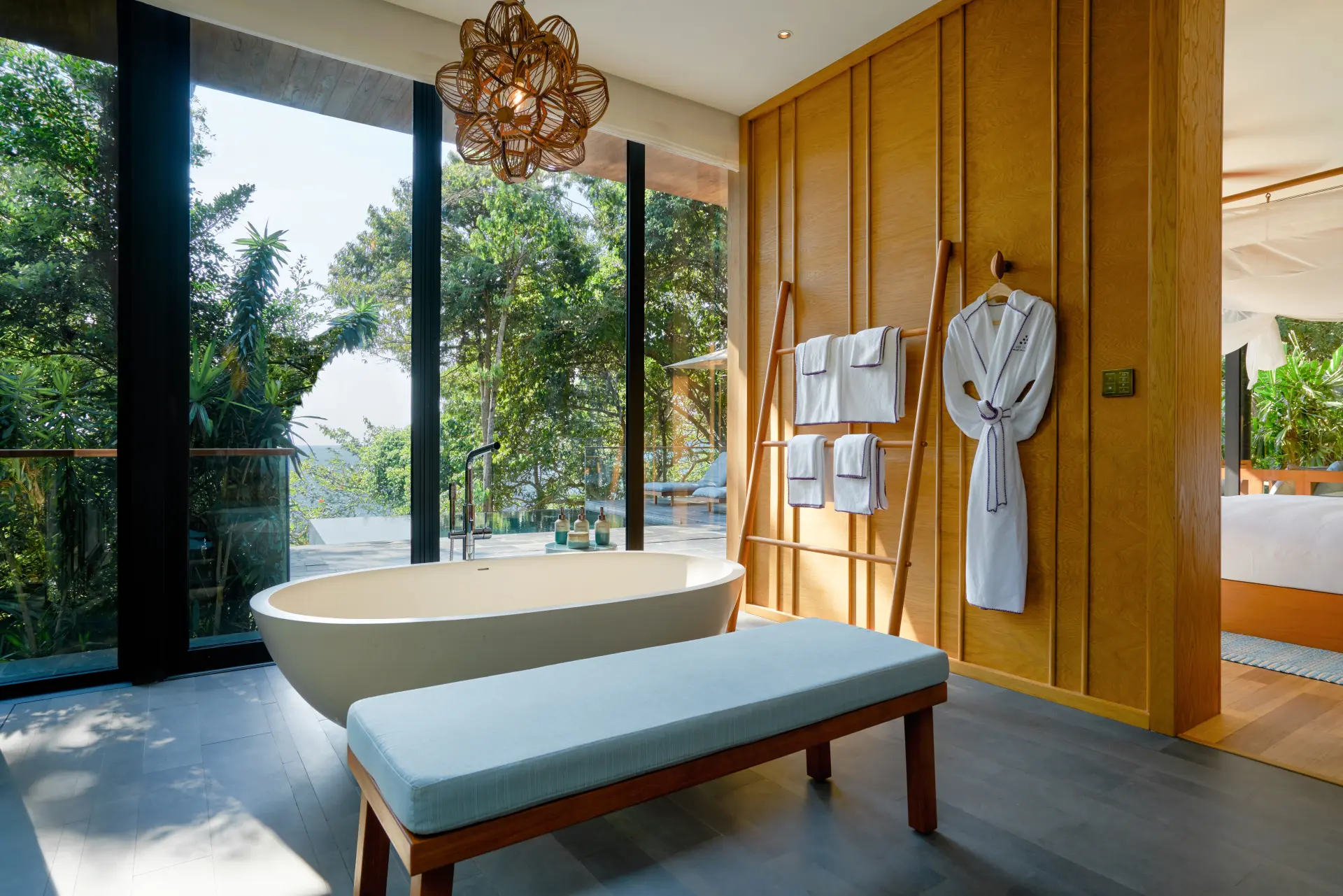 Badeværelse i en poolvilla på Six Senses Krabey Island i Cambodia