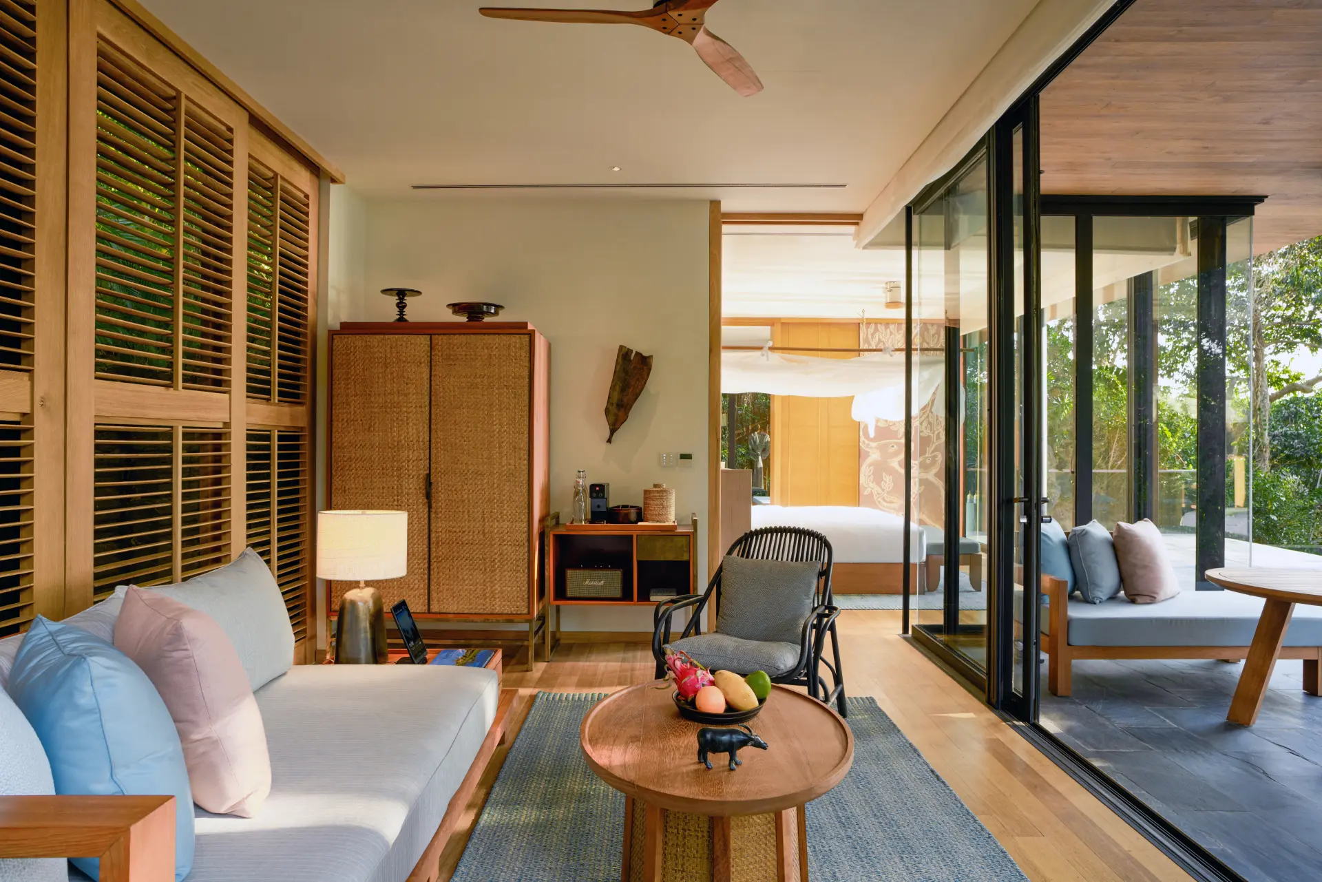 Stue i en poolvilla på Six Senses Krabey Island i Cambodia