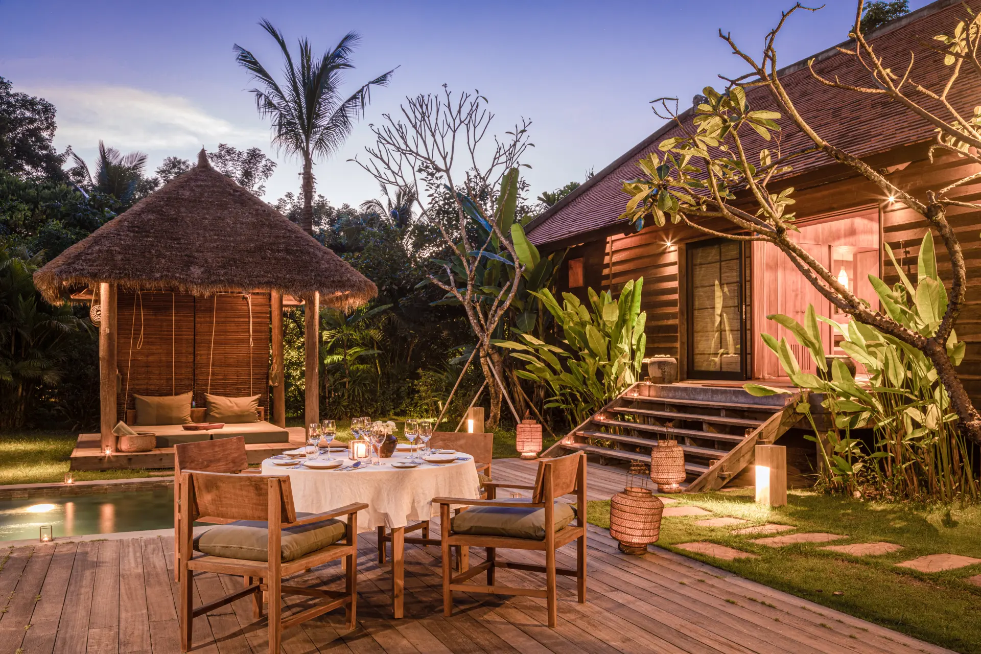 Privat middag på terrassen på Zannier Phum Baitang i Cambodia