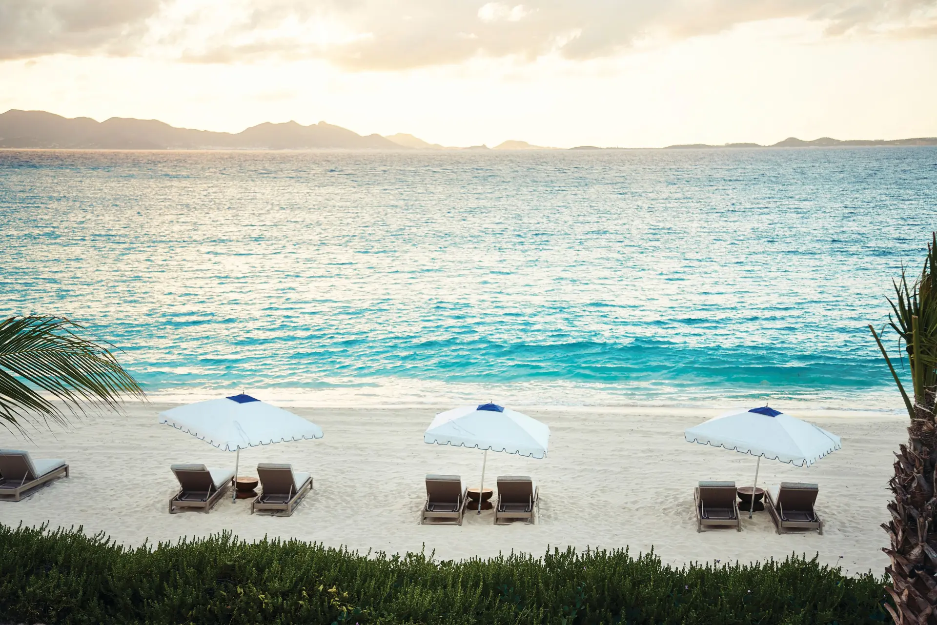 Stranden ved Cap Juluca, A Belmond Hotel på Anguilla i Caribien
