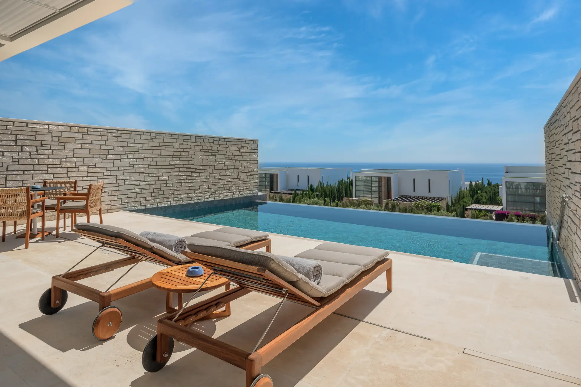 Privat pool på Cap St Georges Hotel & Resort, Cypern