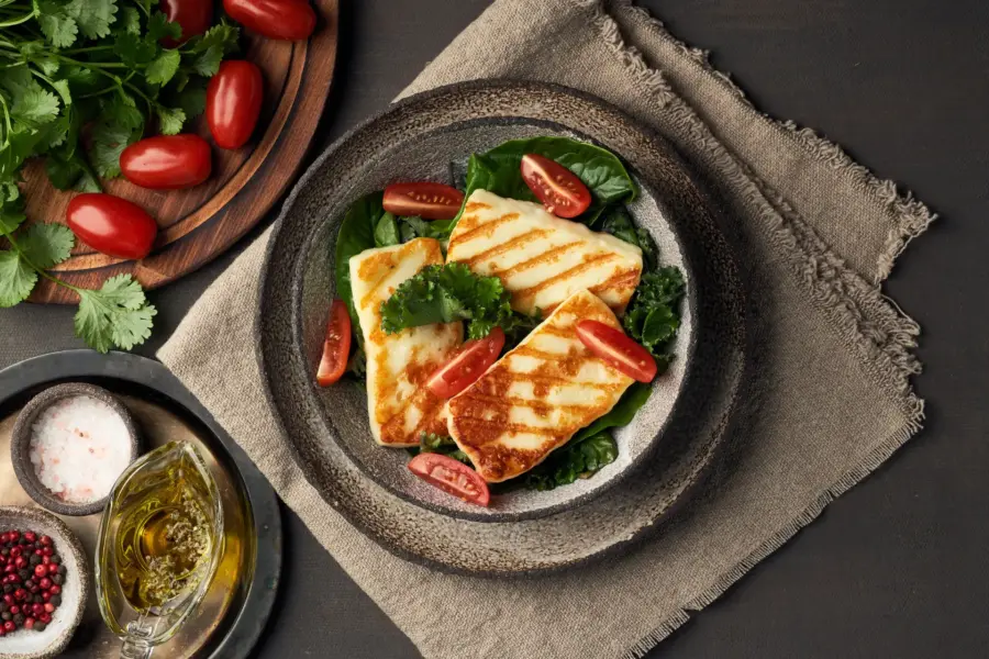 Smag på stegt halloumi på Cypern