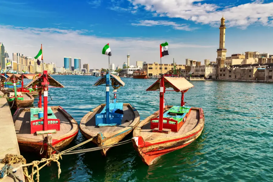 Abra træbåde i Dubai Creek