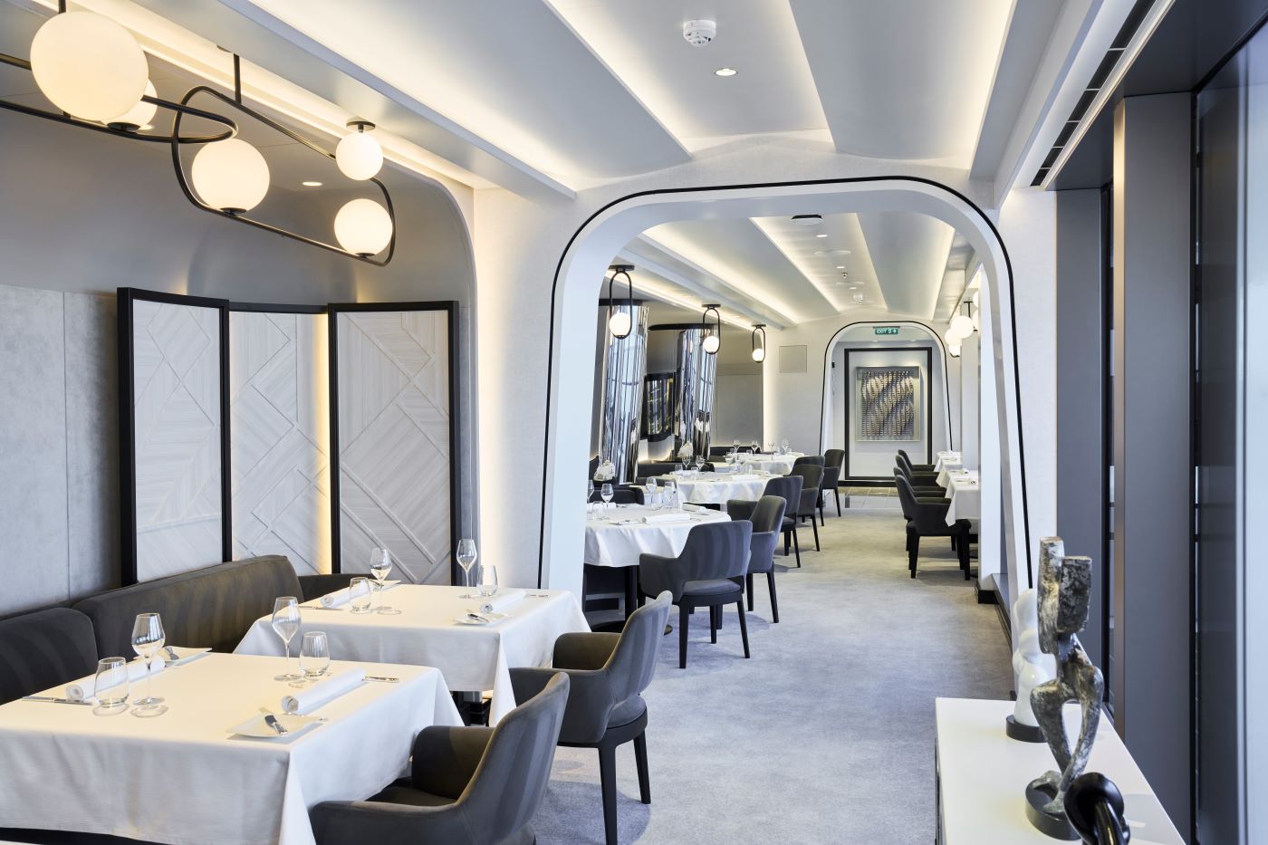 Restaurant Anthology om bord på Explora Journey