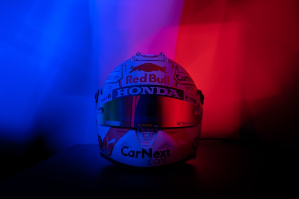 Formel 1 racerhjelm