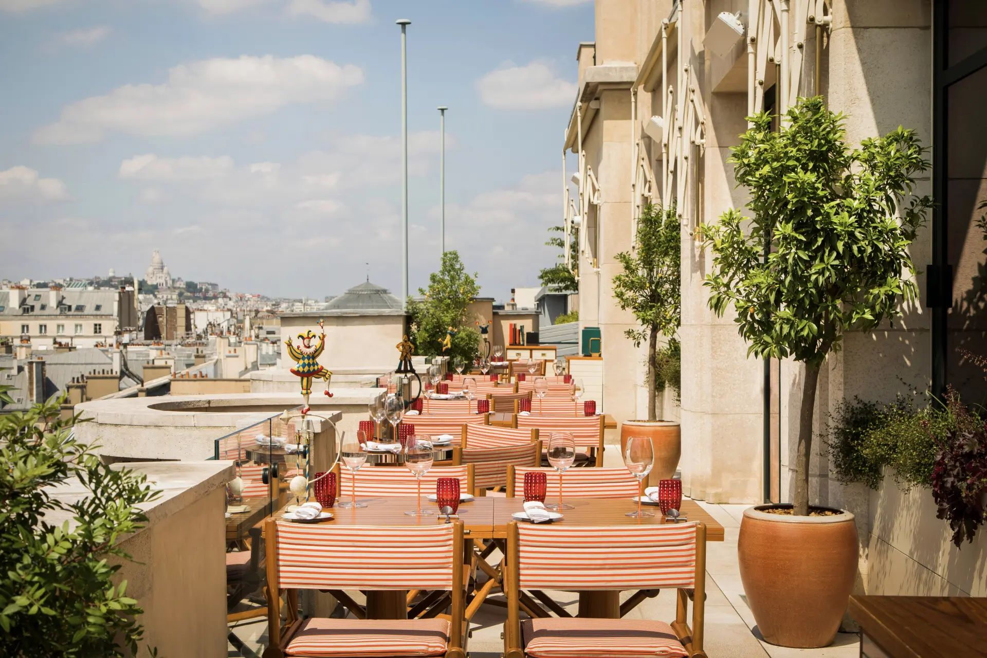 Restaurant på rooftop på Cheval Blanc Paris, Frankrig