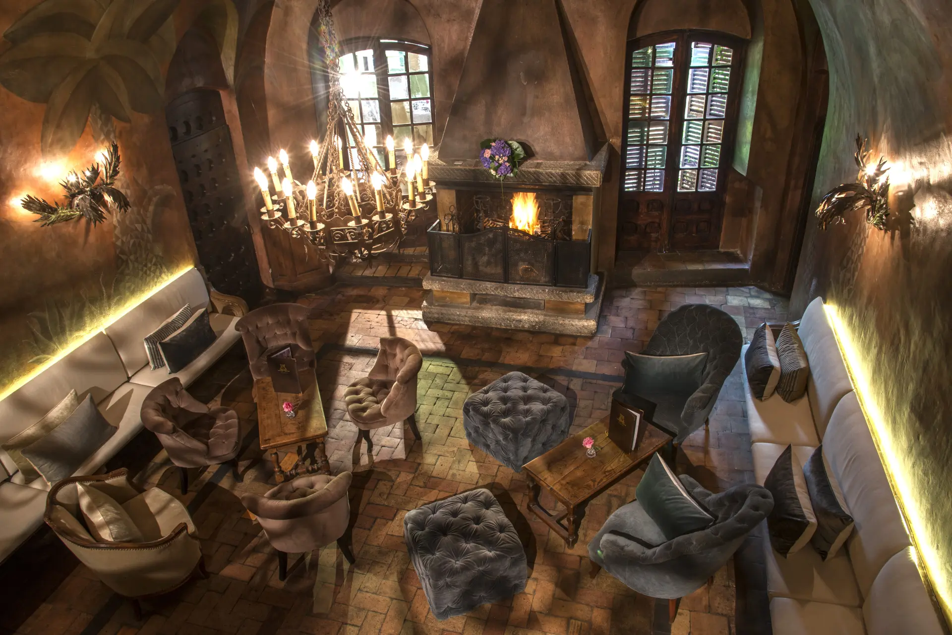 Pejsestue på Chateau Le Cagnard, Frankrig