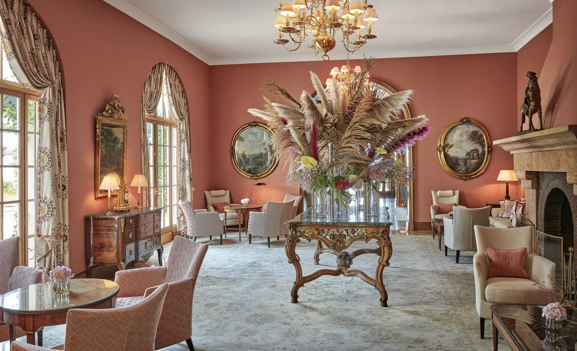 Salon Cheminee på Chateau Saint-Martin & Spa, Frankrig
