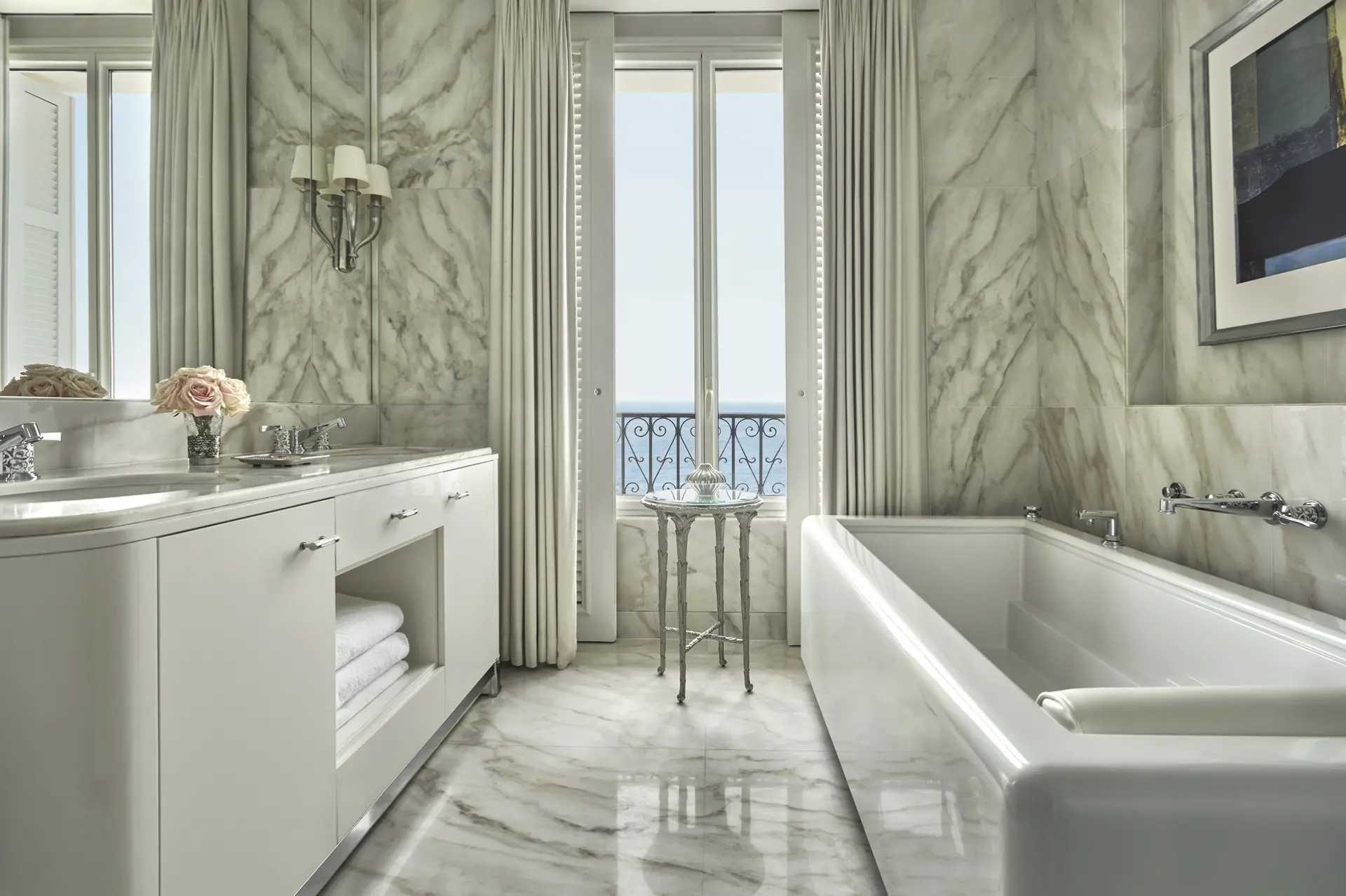 Badeværelse på Grand-Hôtel du Cap-Ferrat, A Four Seasons Hotel, Frankrig