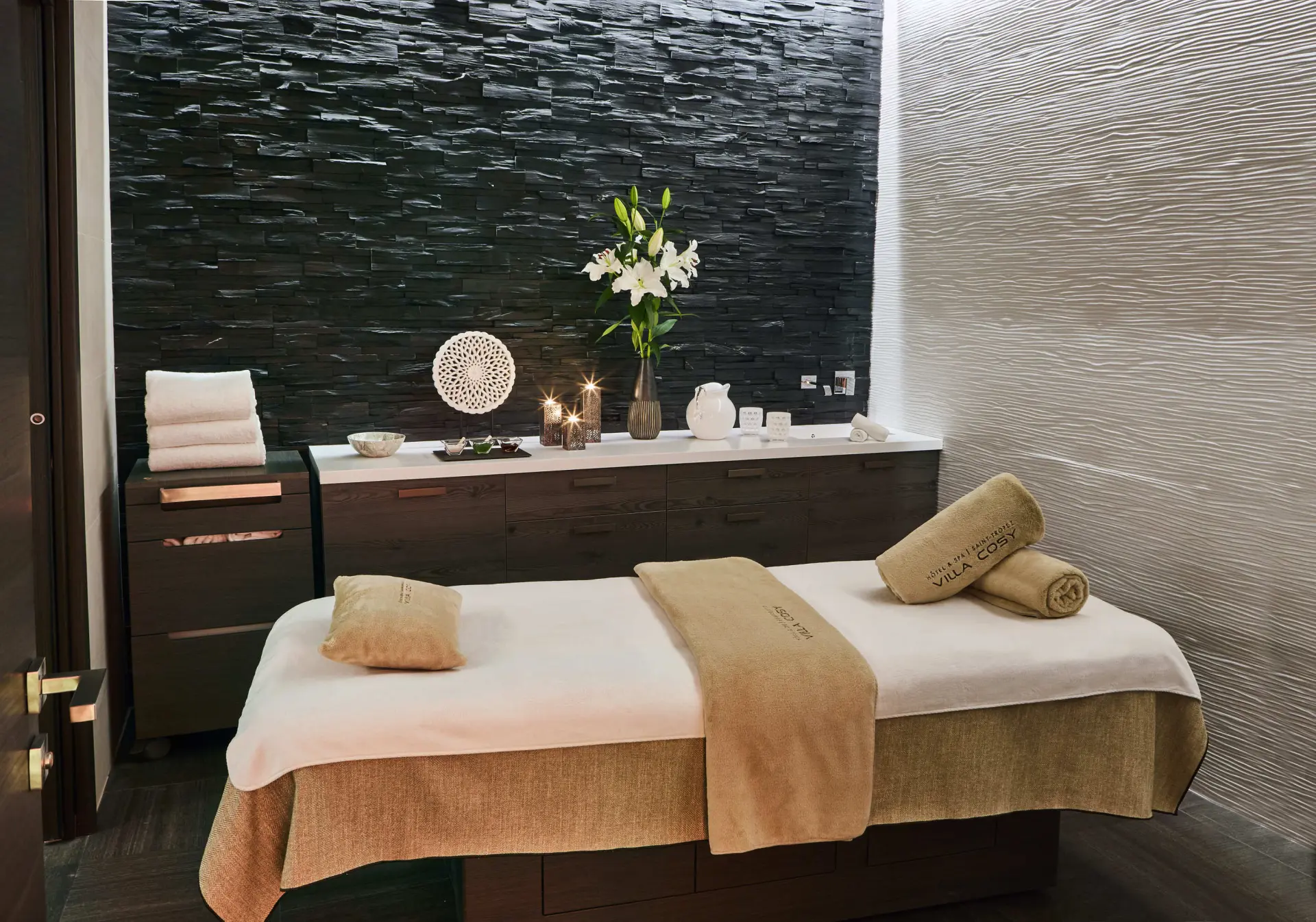 Massagebriks på Villa Cosy, Frankrig