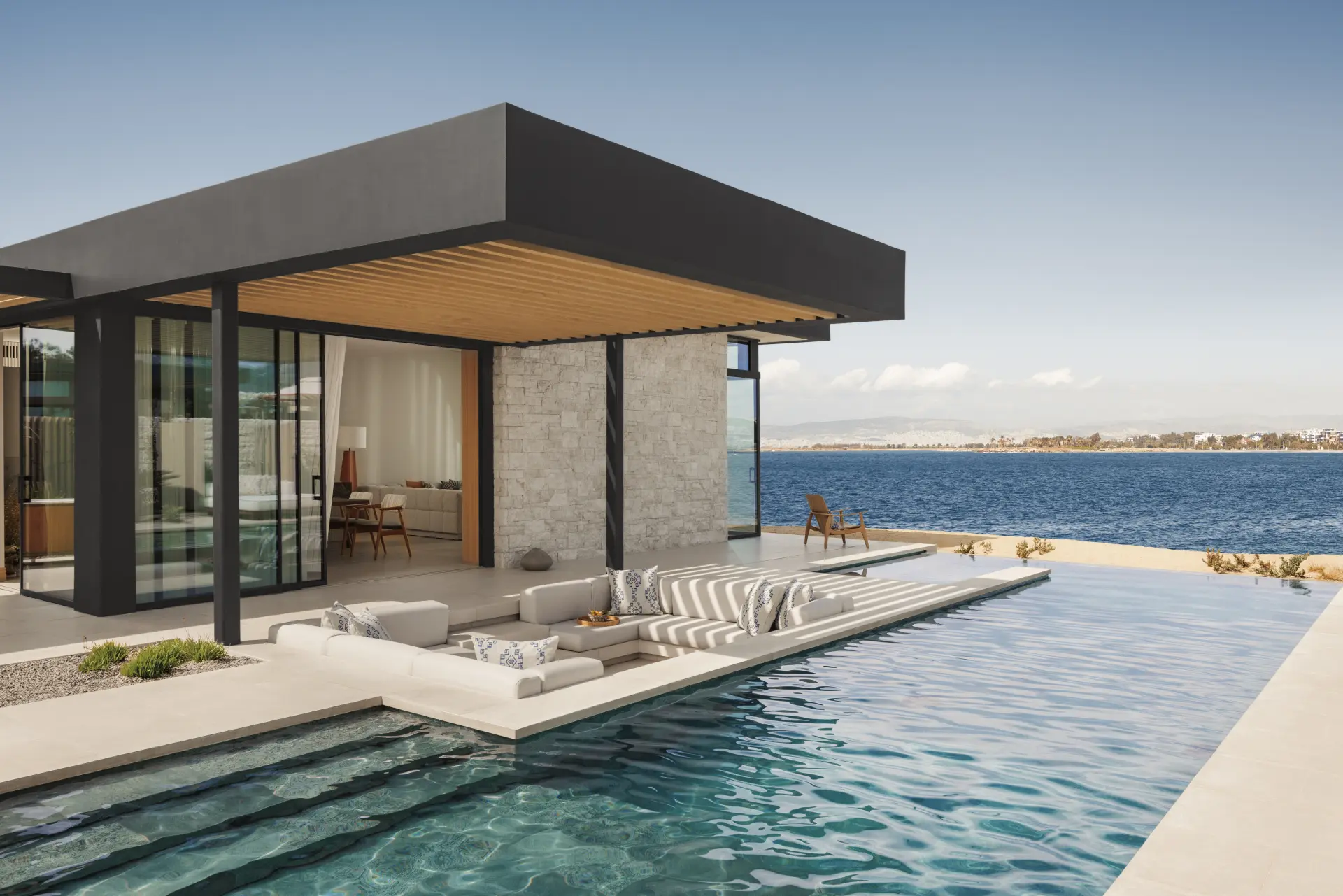 Villa med pool, havkig og lounge på One&Only Aesthesis, Grækenland