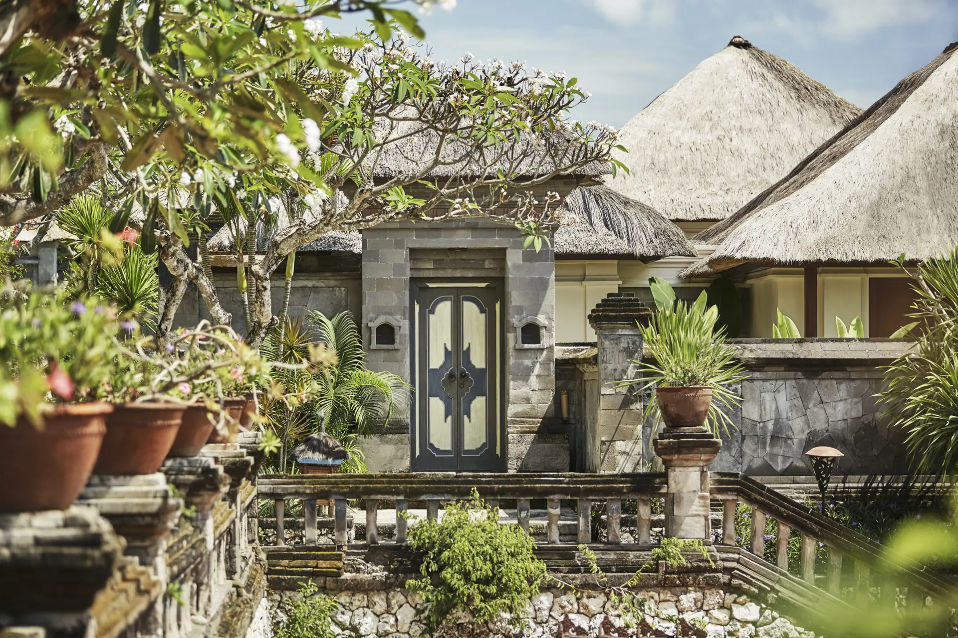 Indgang til villa på Four Seasons Jimbaran Bay