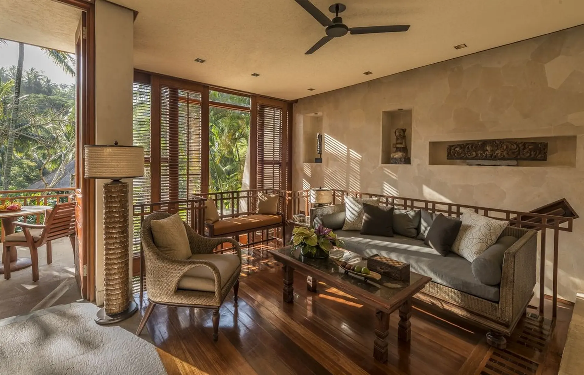 Suite indenfor på Four Seasons Sayan på Bali