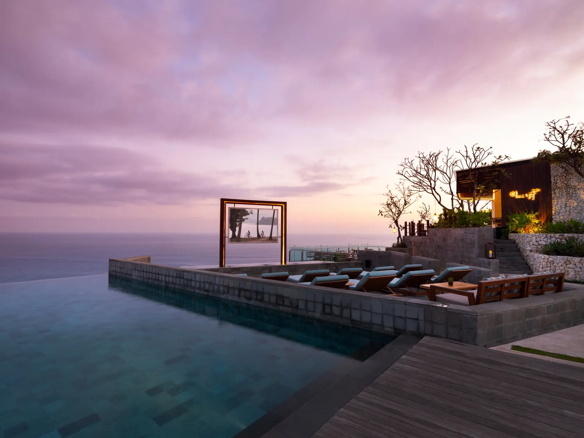 Udendørs biograf på Six Senses Uluwatu på Bali