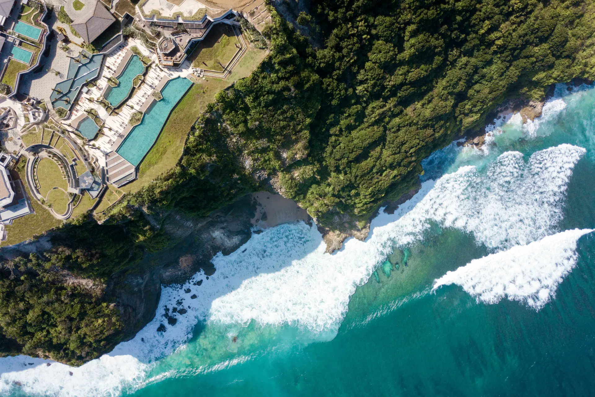 Luftfoto af Six Senses Uluwatu på Bali