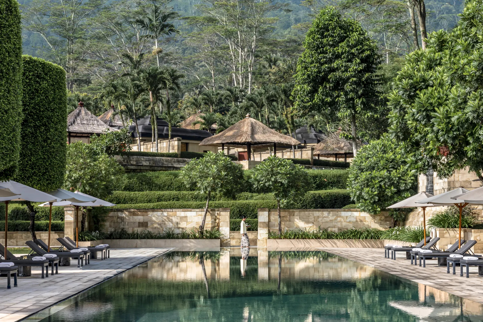 Poolen på Amanjiwo, Java, Indonesien