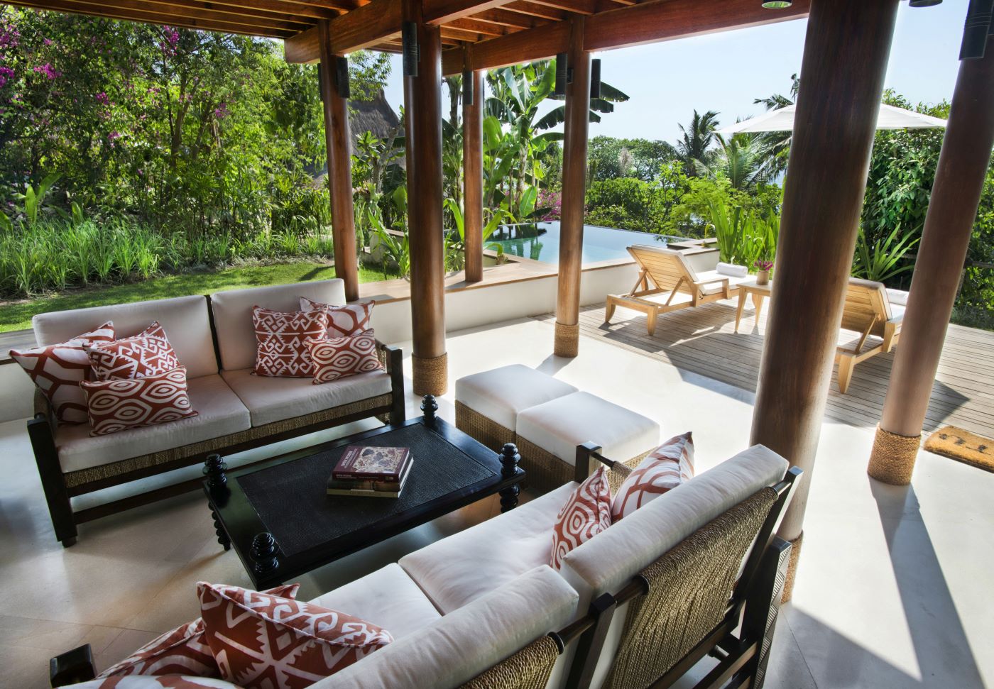 Kanatar Sumba House med pool på NIHI Sumba, Indonesien