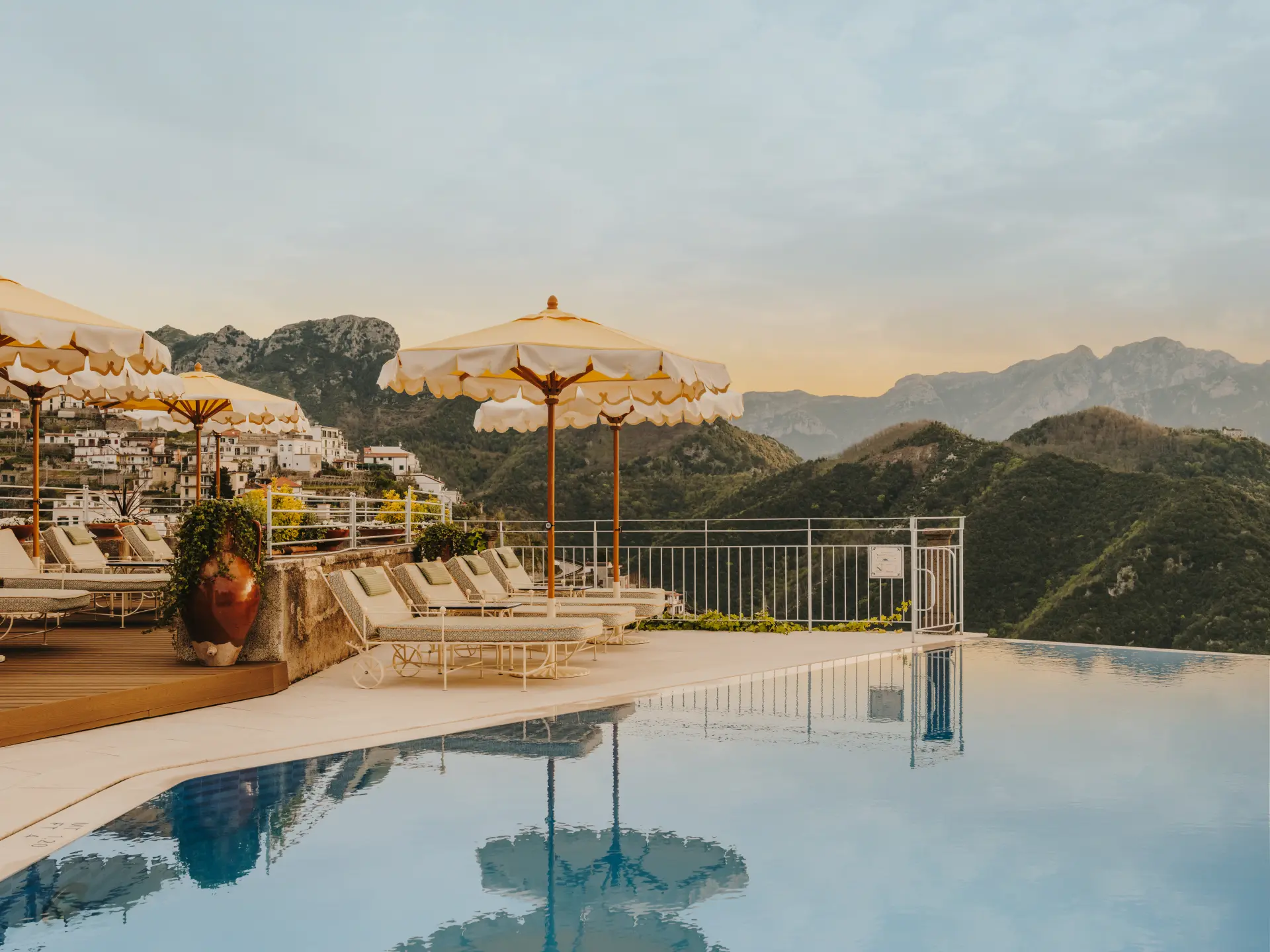 Poolen på Caruso, A Belmond Hotel, ltalien