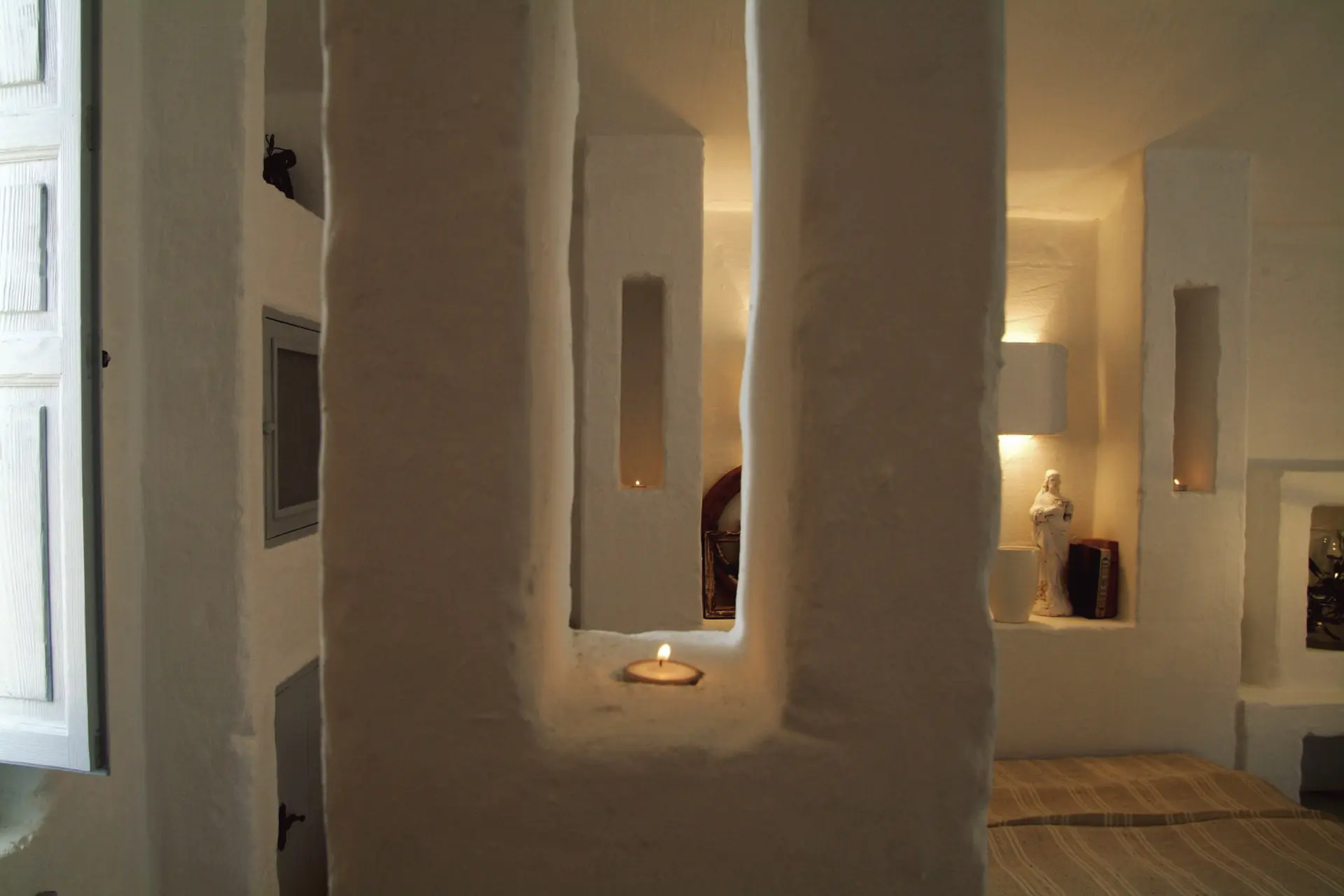 Et lys i væggen - autentiske detaljer på Masseria Cimino, Italien