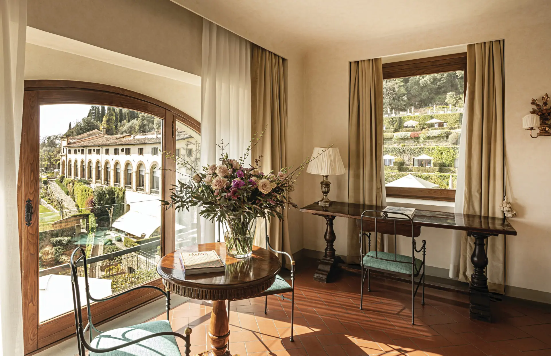 Stue i suite på Villa San Michele, A Belmond Hotel, Italien