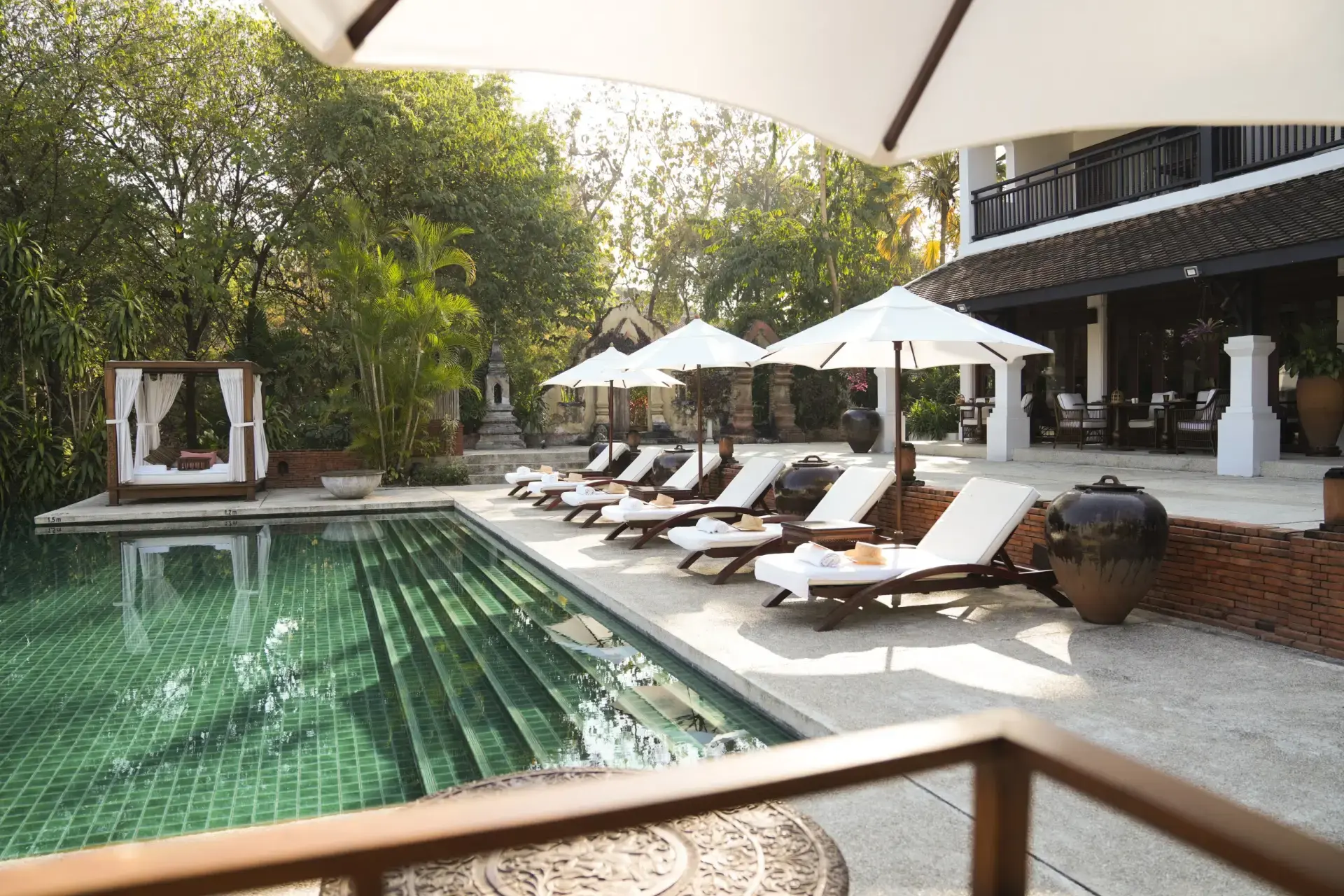 Pool cabana på La Residence Phou Vao i Laos