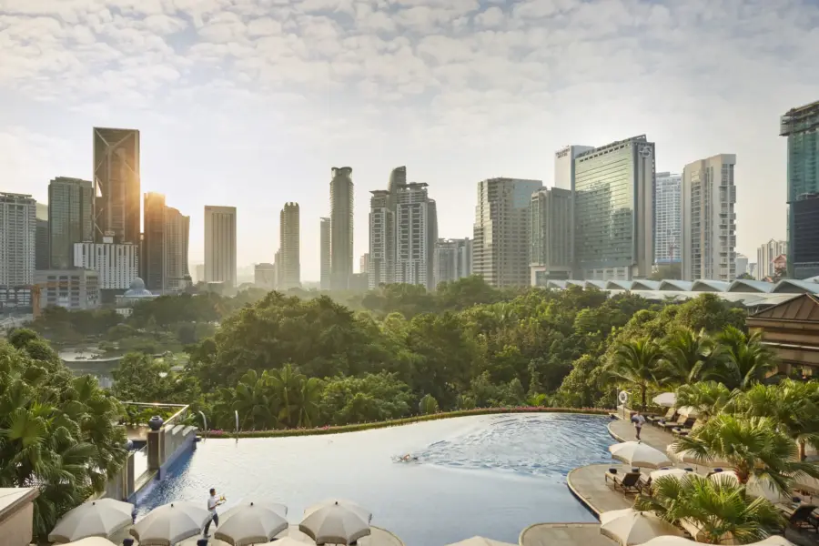 Swimming pool med udsigt på Mandarin Oriental Kuala Lumpur i Malaysia