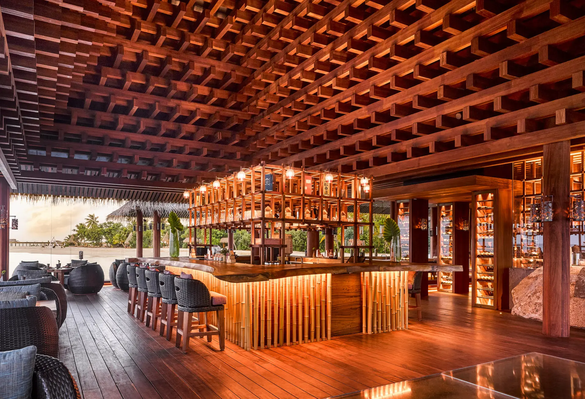 Saoke Bar og restaurant på Joali Maldives, Maldiverne