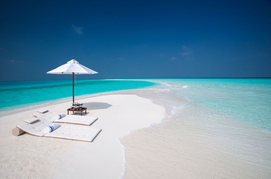 Picnic for to på en sandbanke på Milaidhoo Maldives, Maldiverne