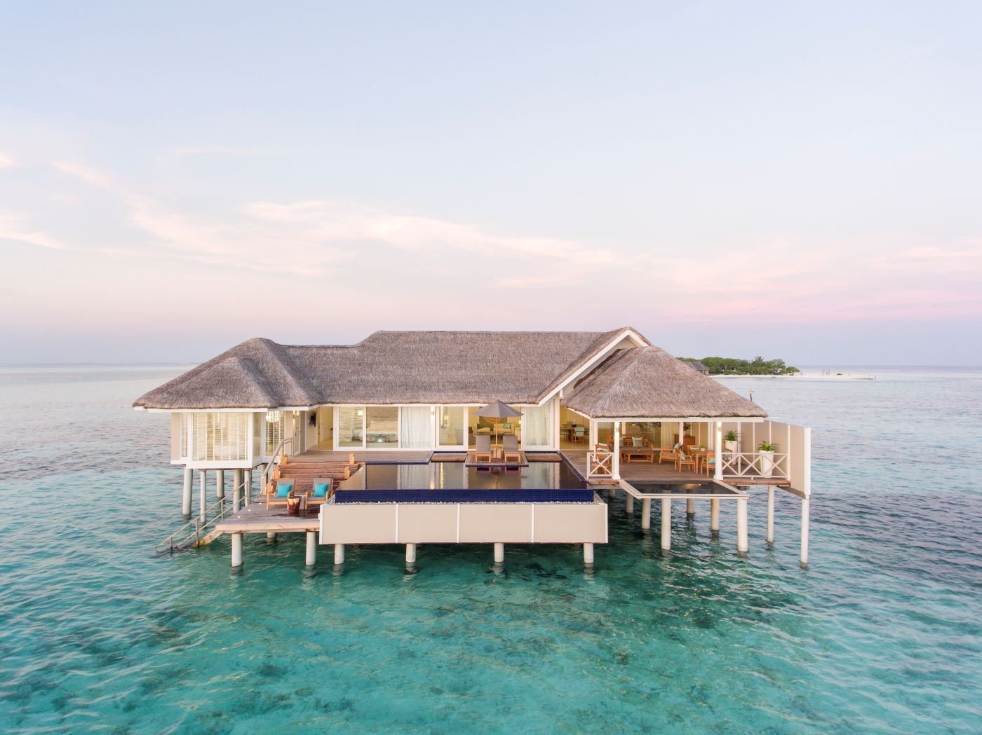 Water Villa med pool på One&Only Reethi Rah, Maldiverne