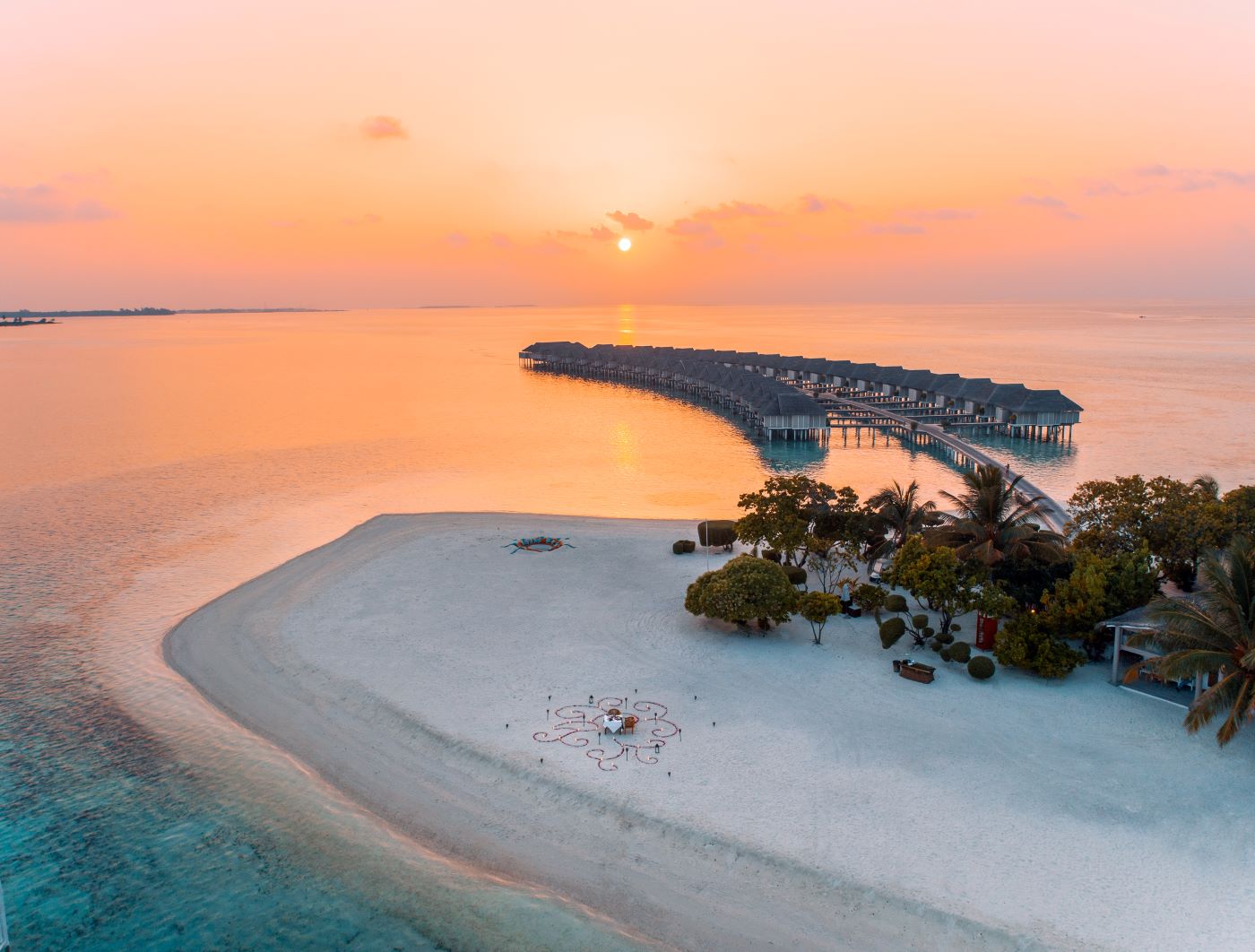 Romantisk middag på stranden på One&Only Reethi Rah, Maldiverne