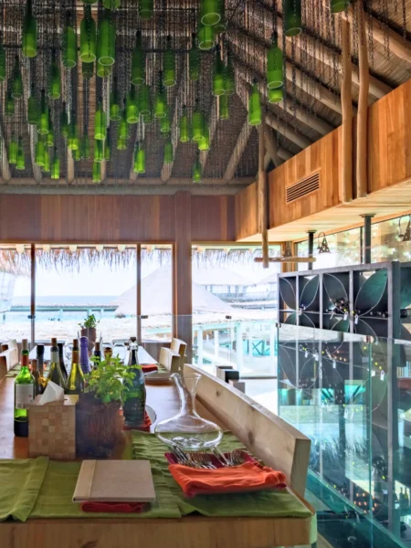 Middag i Altitude på Six Senses Laamu, Maldiverne