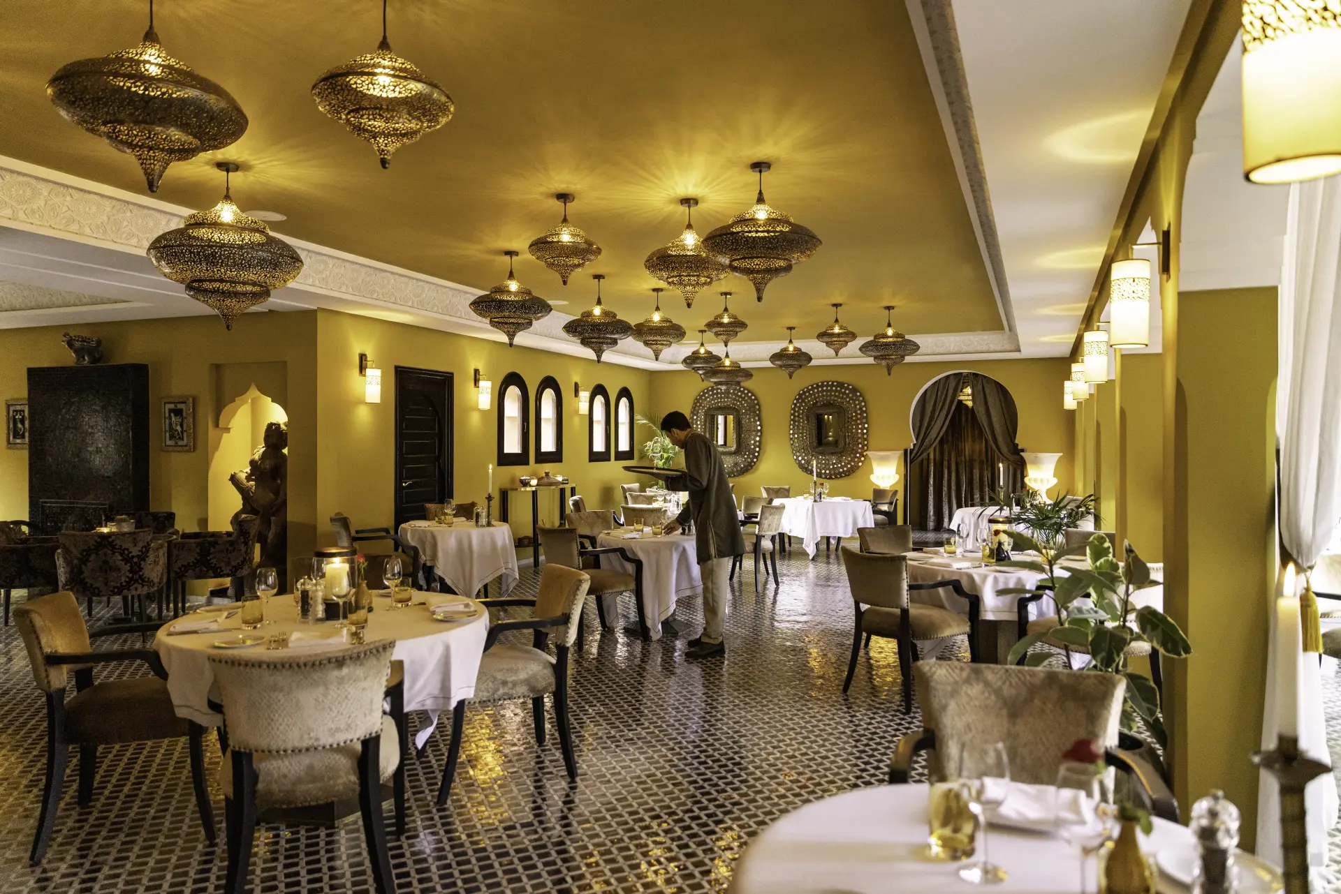 Kanoun Restaurant på Kasbah Tamadot, Marokko