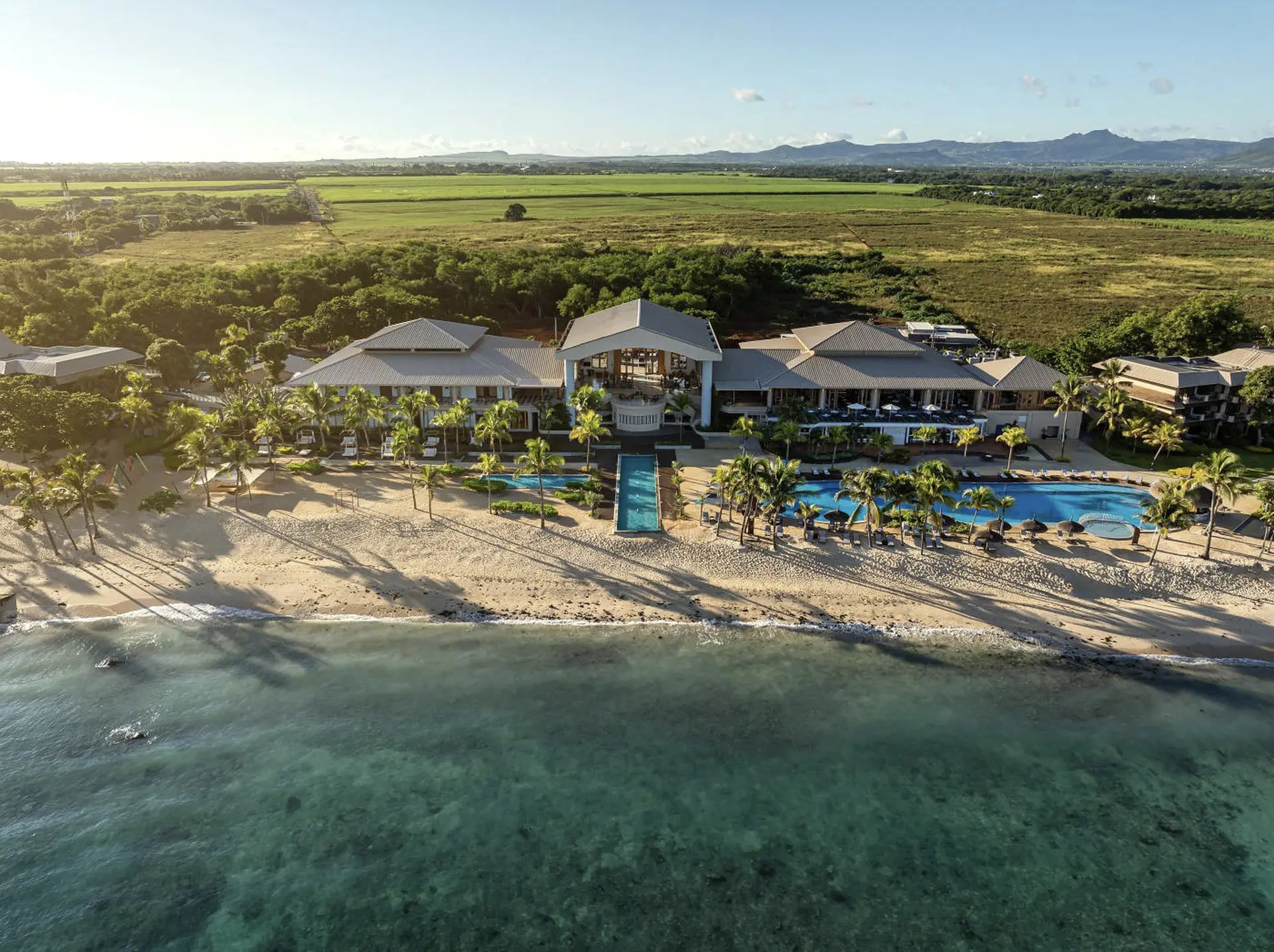 Luftfoto af resortet Le Meridien Ile Maurice, Mauritius