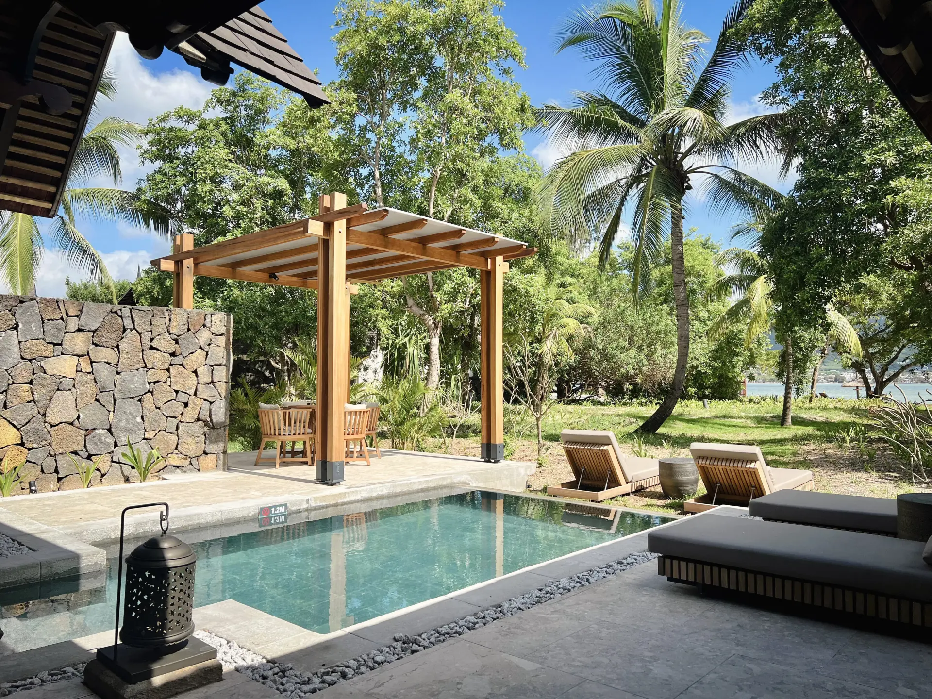 Beachfront Suite med pool og adgang til stranden på Maradiva Villas Resort & Spa, Mauritius