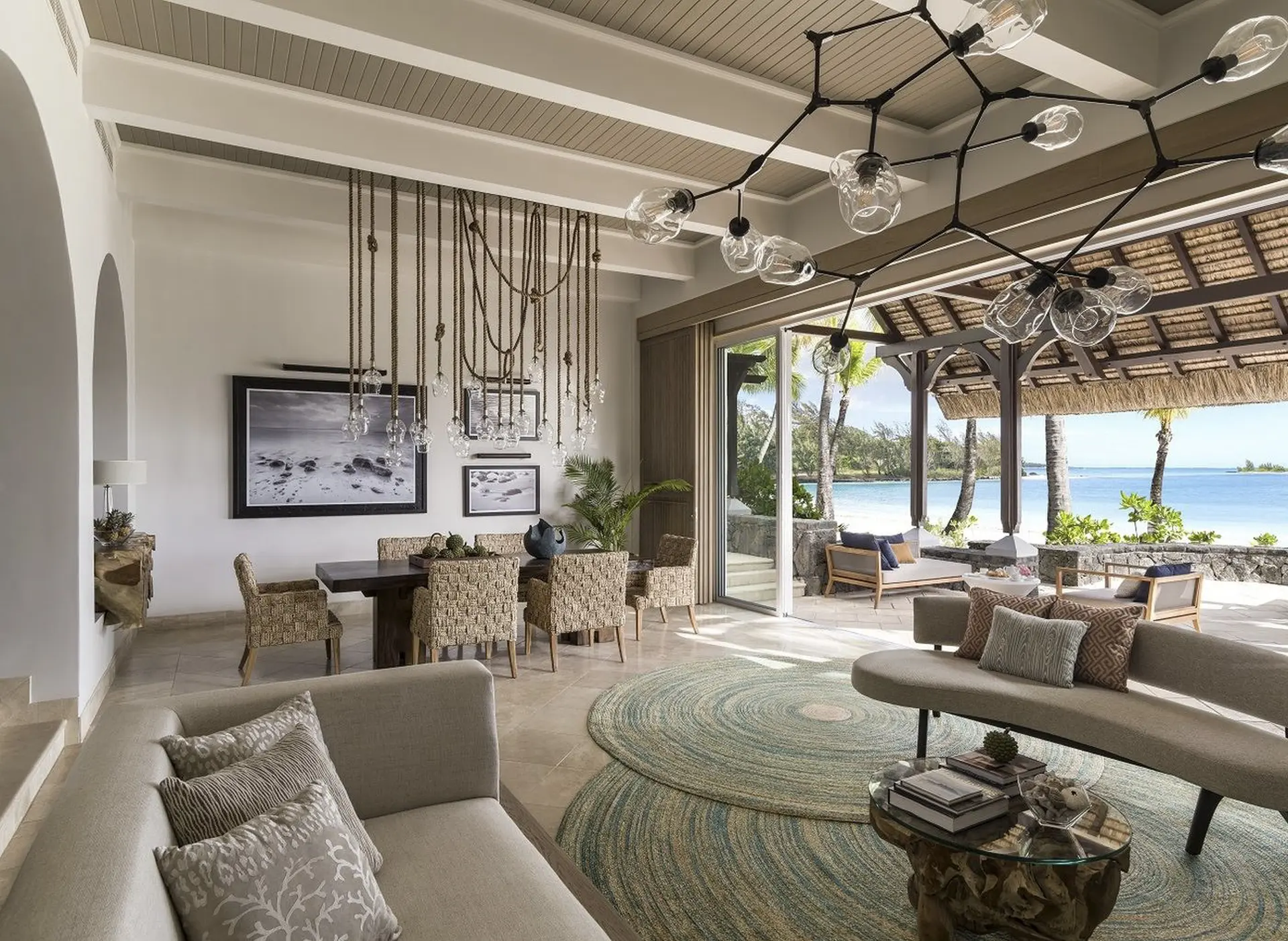 Stue i 2-vær. strandsuite på Shangri-La Le Touessrok, Mauritius
