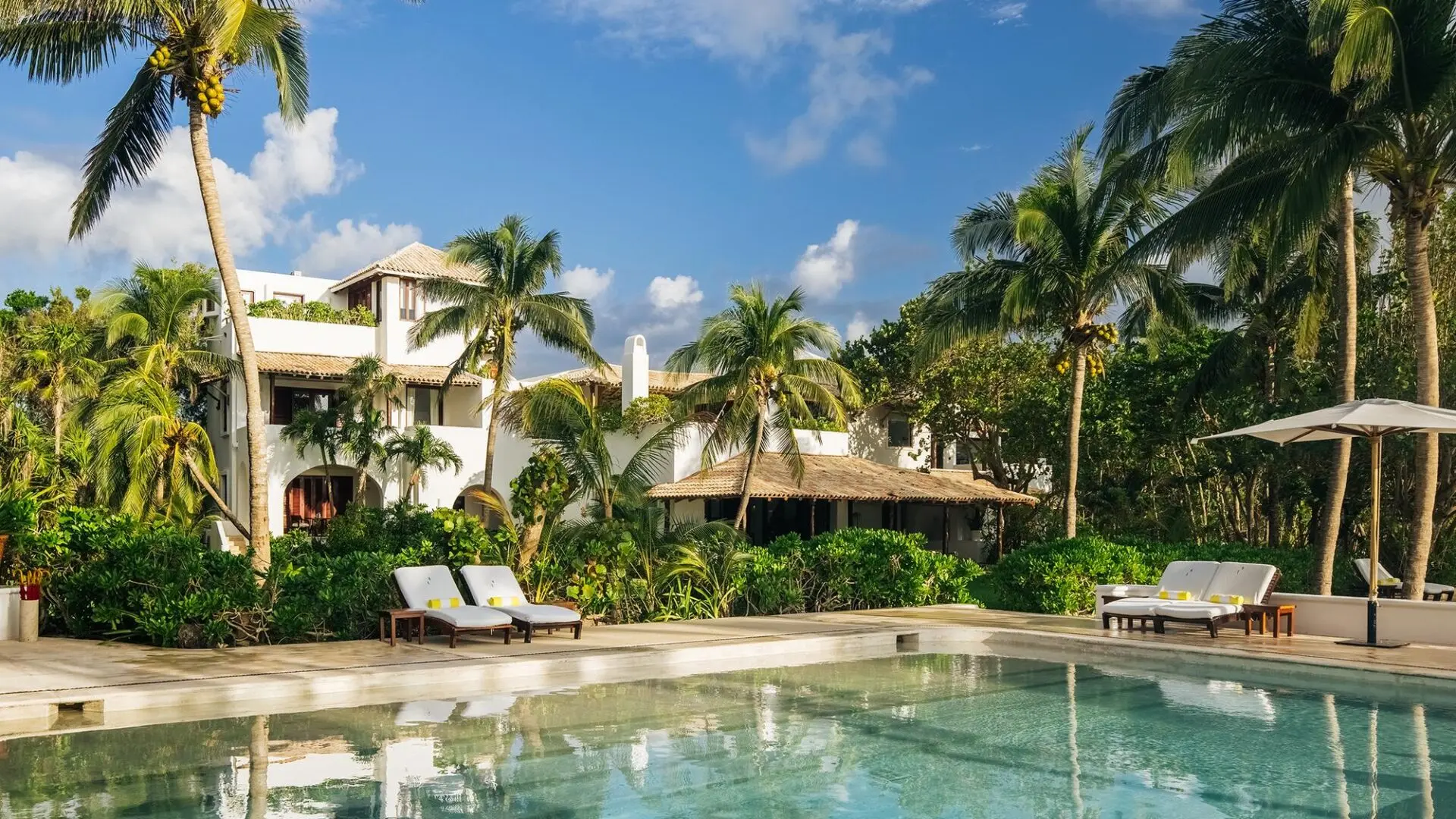 Poolen på Hotel Escencia i Tulum, Mexico