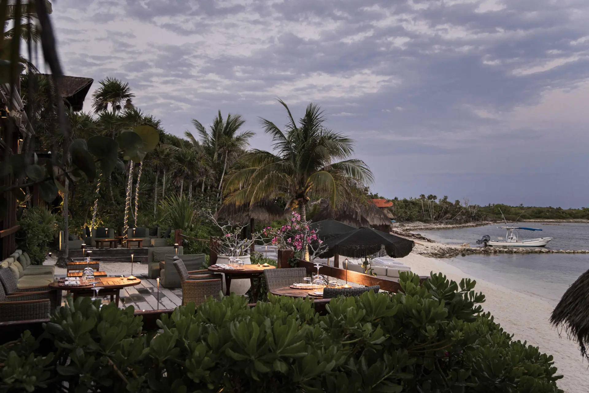 Aftenstemning i restauranten Pandano på Jashita Hotel Tulum, Mexico