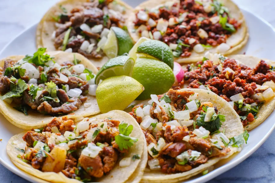 Tacos som street food i Mexico